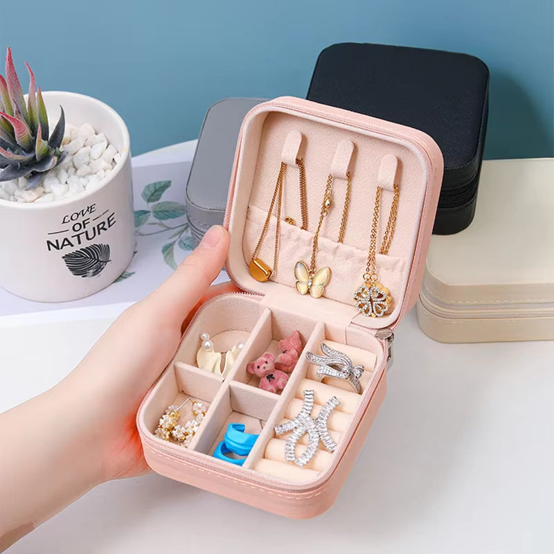 Portable Mini Jewelry Storage Box Travel Organizer Jewelry Case Leather Storage Earrings Necklace Ring Jewelry Organizer Display